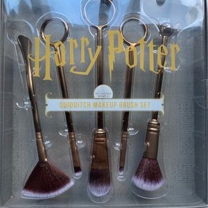 Harry Potter Quidditch Makeup Brushes